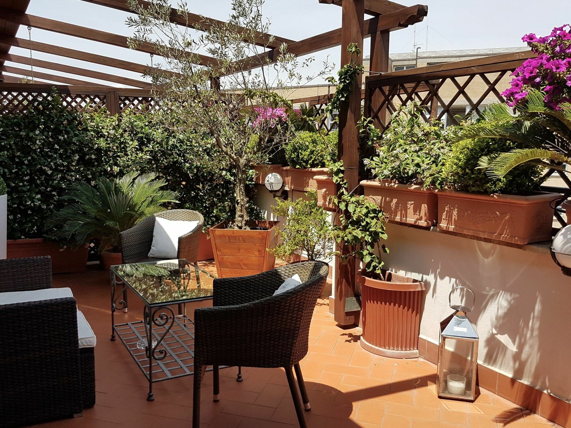 Althea Roof Terrace Rom
